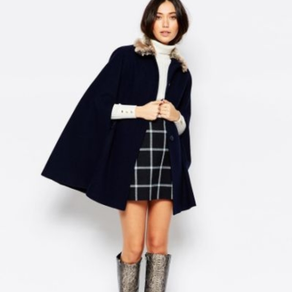 🛑🛑SOLD🛑🛑Helene Berman Faux Fur-Collar Cape . - Picture 2 of 3